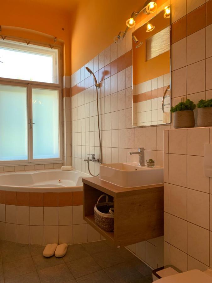 Residence Bella Vista Karlowe Wary Zewnętrze zdjęcie